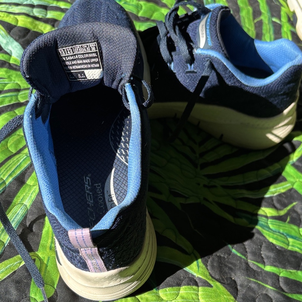 Skechers Dark Blue and Light Blue Sneakers